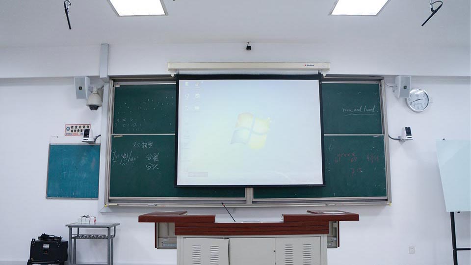 武漢大學(xué)錄播教室建設